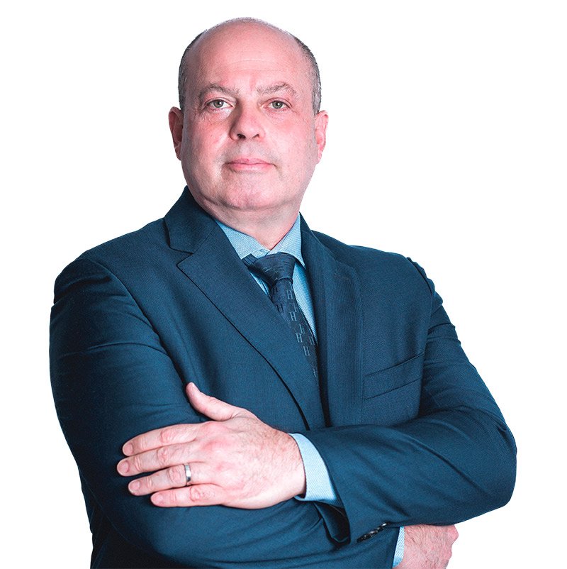 . Advogado Sênior. . Especialista em Direito Imobiliário com ênfase em contratos e mediação extrajudicial. . Formado pela UNESA-RJ. . Atuou na administração de shopping centers por 10 anos.